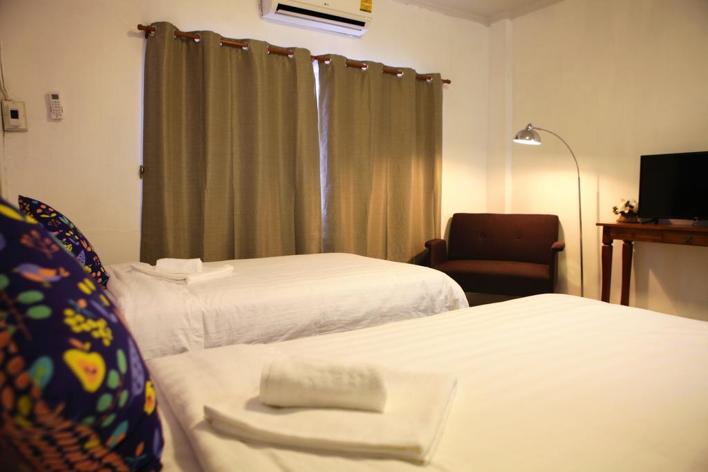 Good Sleep Hotel Chiang Mai Room photo
